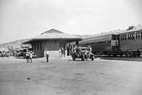 'a_h046 - Circa 1930 - Central Australia Railway, Alice Springs station'
