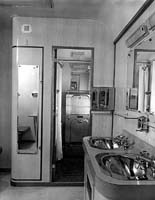 'b07-27m -   - Commonwealth Railways interior of BA class sitting car - Ladies Powder room'