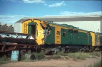 'cd_p0106923 - 5<sup>th</sup> April 1987 - Port Augusta GM 34 smashed up side'
