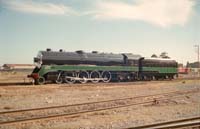 30.4.1988 Mile End - Moving Steam Engine 504 to Port Dock
