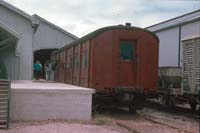 'cd_p0109036 - 28<sup>th</sup> December 1988 - Port Dock Red Hen sales car 864'