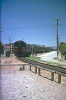 'cd_p0109092 - 1<sup>st</sup> January 1989 - Grange station nine car Red Hen'