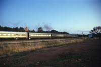 8.11.1991 North Adelaide night train - loco 520 + <em>Finniss</em> + <em>Inman</em> + <em>Coliban</em> + Bowmans + Lowanna - South Coast Explorer