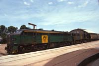 'cd_p0110389 - 19<sup>th</sup> November 1991 - Balaklava - locos 949 + 841'