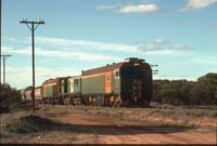 28.4.1992 Lock - locos NJ5 + 872 + NJ2 on wheat train