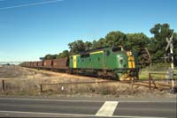 16.6.1993 Snuggery - GM42 + briquettes train