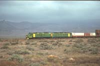8.4.1998 Approaching Port Augusta - CLP 4 + ALF 19 on TNT train