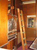 'cd_p1018227 - 4<sup>th</sup> December 2004 - National Railway Museum - Port Adelaide - AR 33 interior'