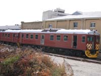 'cd_p1021626 - 23<sup>rd</sup> April 2005 - National Railway Museum - Port Adelaide - Behind the scenes weekend - Red Hen 321 '