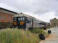 'cd_p1024989 - 21<sup>st</sup> October 2005 - Islington  Wine Train Bluebird 252 <em>Merlot</em> + 102'