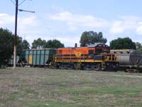 6<sup>th</sup> March 2006,Port Lincoln  Locomotive 906 + ENHG5