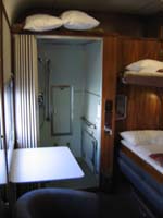 'cd_p1028460 - 9<sup>th</sup> April 2006 - Keswick  Interior ARL 922 Gold Kangaroo sleeping car - wheel chair access compartment'