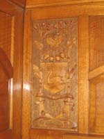 9.4.2006 Keswick - lounge area - carved coat of arms panel