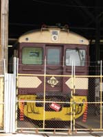 'cd_p1033280 - 8<sup>th</sup> March 2007 - Mount Gambier  Roundhouse area  Red Hen railcars 334  '