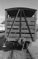 'mb_197608_05_29 - 28.8.1976 - Alice Springs - NCB 651 cattle van end view'