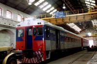 'pf11 - 23.12.1998 - Bluebird railcars 802 (ex 255) and 812 (ex 106) at Islington.'