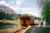 'pf_1002 - 2.10.1996 - 412 approaching Mt Barker on Shuttle'