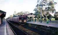 'pf_1090 - 4.6.1996 - 432, 365, 436 expresses through Woodville'