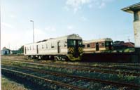 'pf_1152 - 24.3.2001 - 334, 405 at Mt Gambier Station'