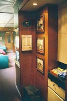 2.04.2004 Interior of <em>Hannans Bar</em> Lounge AFC937