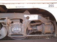 'pm_bb_015 - 1<sup>st</sup> April 2002 - Bluebird railcar 255, detail of bogie, at Tailem Bend.'